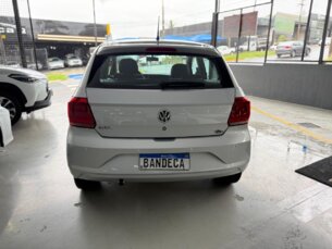 Foto 5 - Volkswagen Gol Gol 1.0 manual