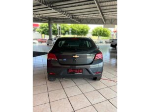 Foto 9 - Chevrolet Onix Onix 1.4 LTZ SPE/4 automático