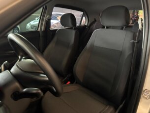 Foto 6 - Volkswagen Gol Gol 1.0 MPI (Flex) manual