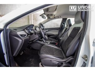 Foto 7 - Chevrolet Onix Onix 1.0 Turbo Premier (Aut) automático