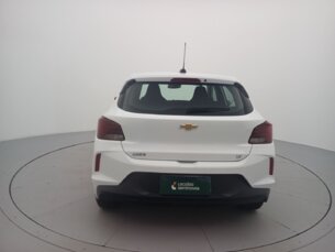 Foto 4 - Chevrolet Onix Onix 1.0 LT manual