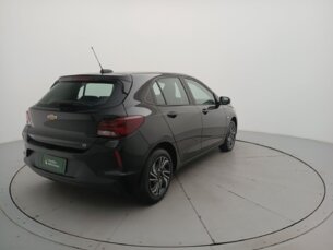 Foto 5 - Chevrolet Onix Onix 1.0 LT manual