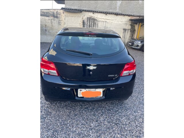 Foto 2 - Chevrolet Onix 1.0 LT SPE/4 2013
