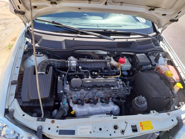 Chevrolet Astra Sedan Advantage 2.0 (Flex) 2010