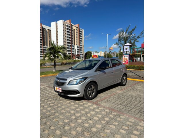 Foto 8 - Chevrolet Onix 1.4 LTZ SPE/4 2015