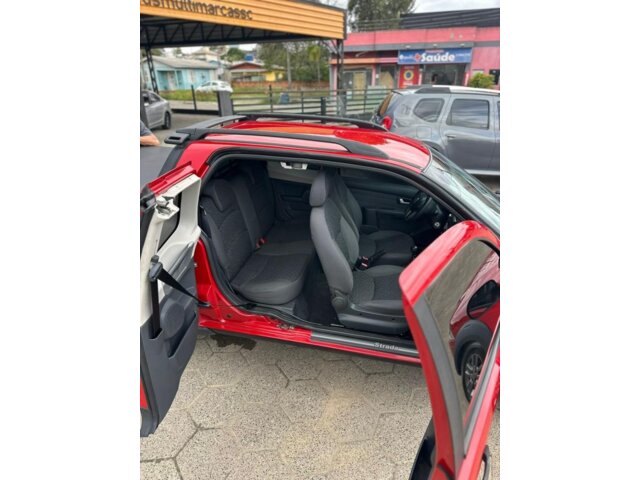 Foto 3 - Fiat Strada Trekking 1.6 16V (Flex) (Cabine Dupla) 2014