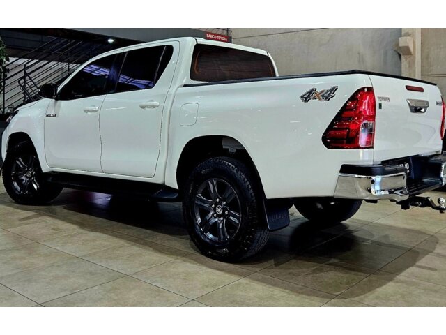 Foto 4 - Toyota Hilux Cabine Dupla Hilux CD 2.8 TDI SR 4WD (Aut) 2022