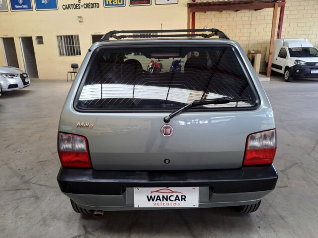 Foto 5 - Fiat Uno Mille Fire Economy 1.0 (Flex) 4p 2010