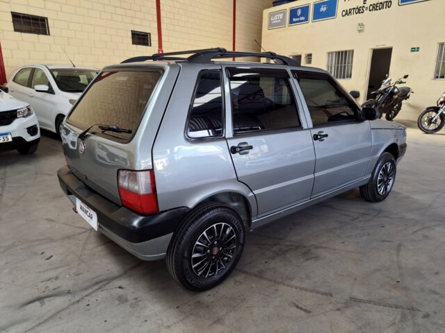Foto 6 - Fiat Uno Mille Fire Economy 1.0 (Flex) 4p 2010