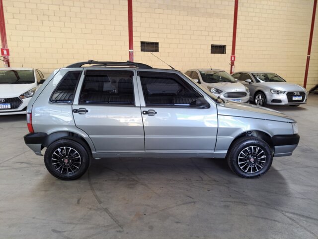 Foto 7 - Fiat Uno Mille Fire Economy 1.0 (Flex) 4p 2010