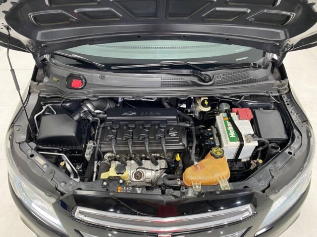 Foto 5 - Chevrolet Onix 1.4 LTZ SPE/4 2014