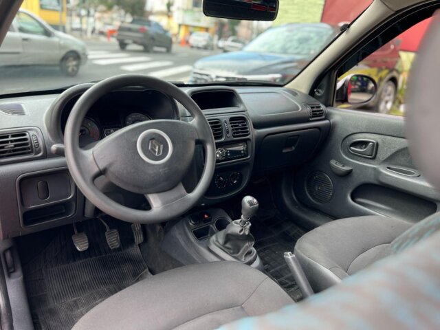 Foto 8 - Renault Clio Authentique 1.0 16V (Flex) 2p 2015