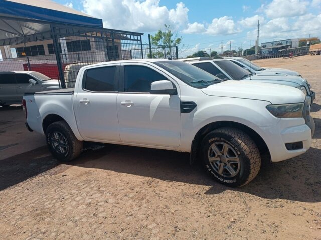 Foto 1 - Ford Ranger Cabine Dupla Ranger 2.2 CD XLS (Aut) 2019