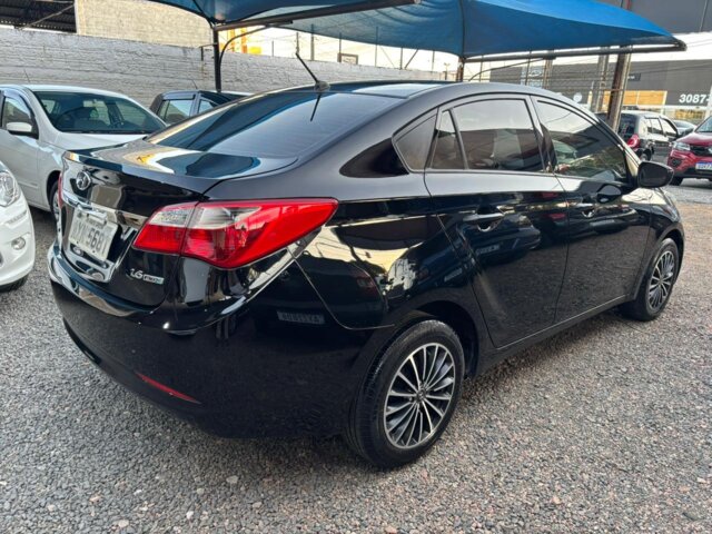 Foto 2 - Hyundai HB20S 1.6 Comfort Style 2014