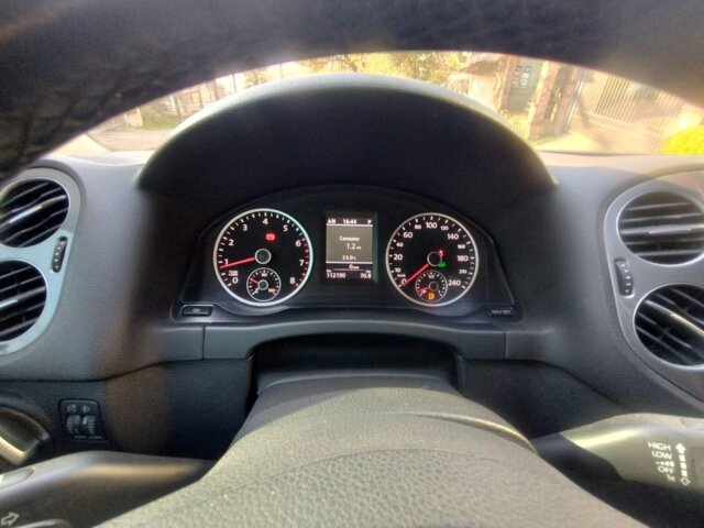 Foto 5 - Volkswagen Tiguan 2.0 TSI 4WD 2012