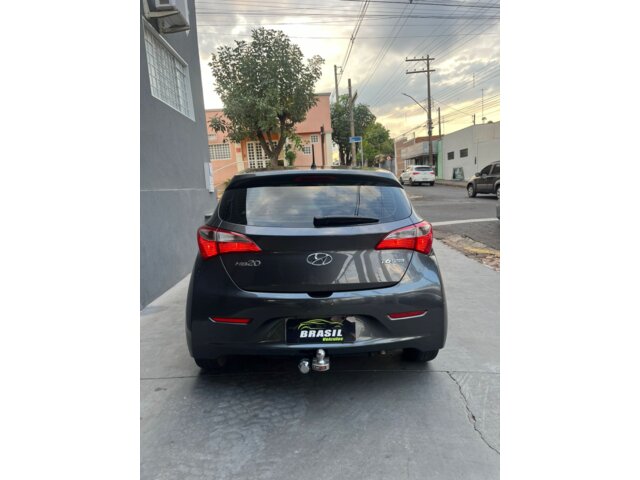 Foto 6 - Hyundai HB20 1.6 Comfort Style 2013