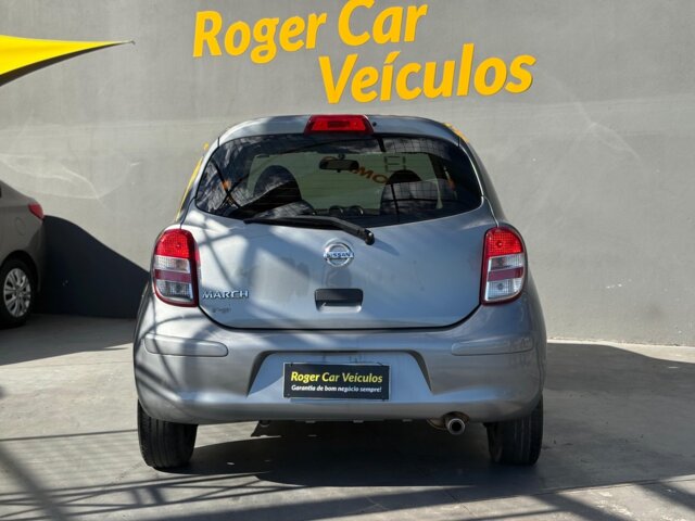 Foto 8 - NISSAN March 1.0 16V S (Flex) 2013