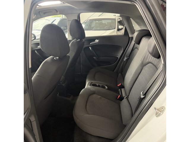 Foto 7 - Audi A1 1.4 TFSI Sportback Attraction S Tronic 2014