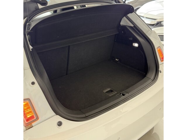 Foto 19 - Audi A1 1.4 TFSI Sportback Attraction S Tronic 2014