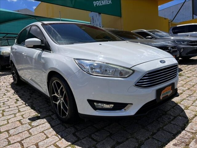 Foto 2 - Ford Focus Sedan Focus Fastback Titanium 2.0 PowerShift 2017