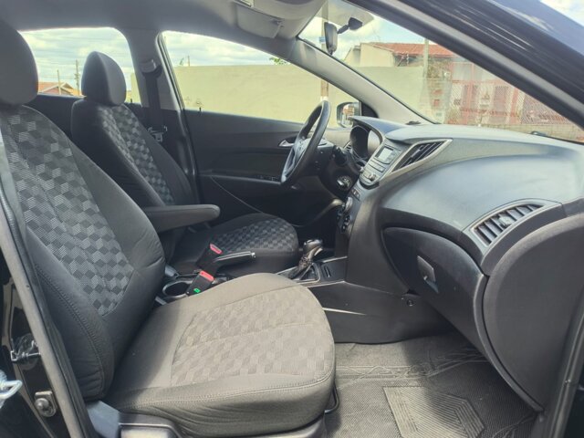 Foto 9 - Hyundai HB20 1.6 Comfort Plus blueMedia (Aut) 2017