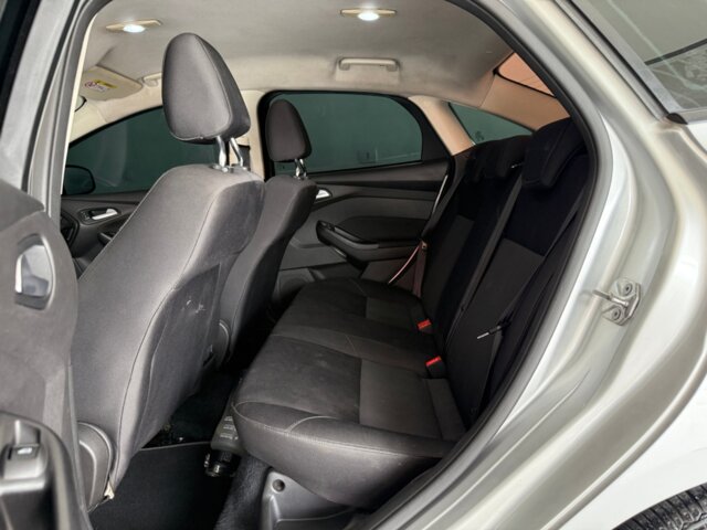 Foto 8 - Ford Focus Sedan SE 2.0 PowerShift 2016