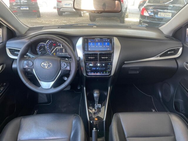 Foto 7 - Toyota Yaris Sedan 1.5 XLS Connect CVT 2020