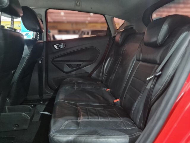 Foto 6 - Ford New Fiesta Hatch New Fiesta SE 1.6 16V PowerShift 2014