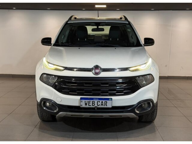 Foto 1 - Fiat Toro Volcano 2.0 diesel AT9 4x4 2018
