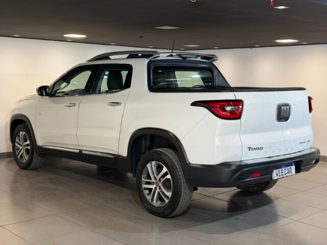 Foto 4 - Fiat Toro Volcano 2.0 diesel AT9 4x4 2018