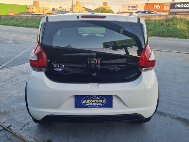 Foto 5 - Fiat Mobi 1.0 Like 2023