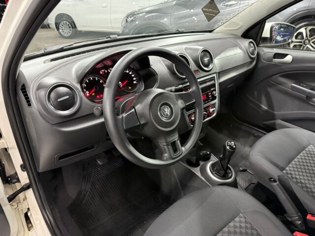 Foto 8 - Volkswagen Gol 1.0 TEC Comfortline (Flex) 4p 2015