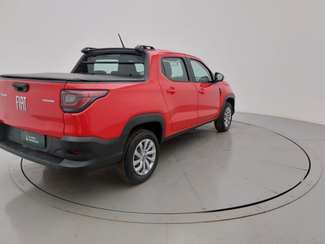 Foto 5 - Fiat Strada 1.3 Cabine Dupla Freedom 2025
