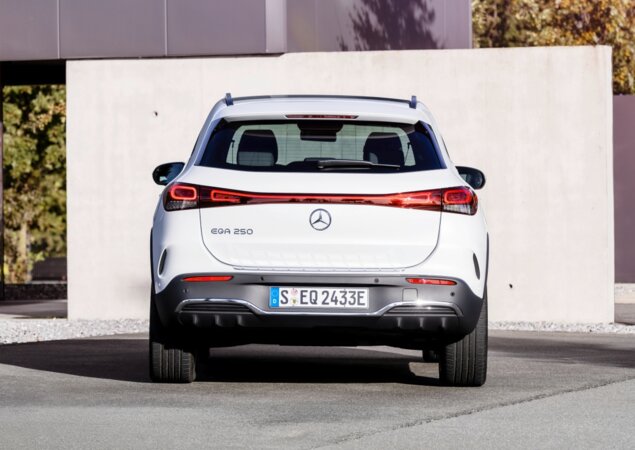 Mercedes EQA