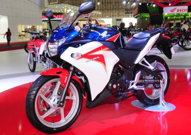 Honda CBR 250R chega ao mercado em 2012 apenas