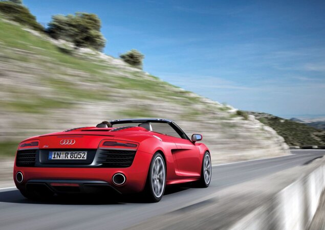 Audi R8 2013