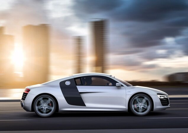 Audi R8 2013