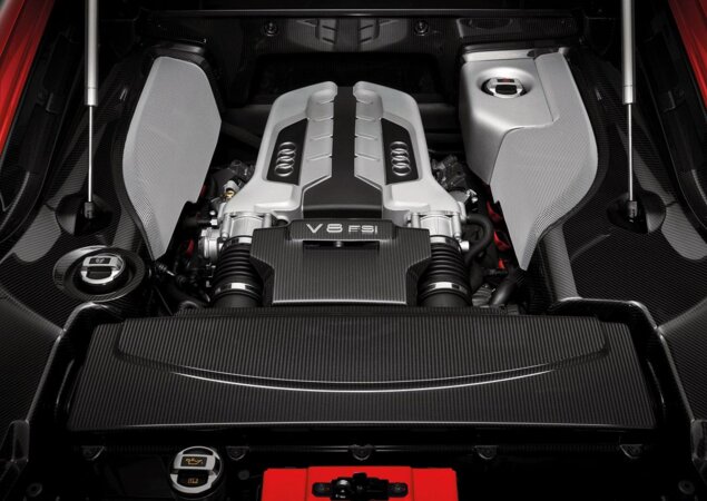 Audi R8 2013