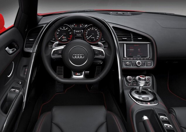 Audi R8 2013