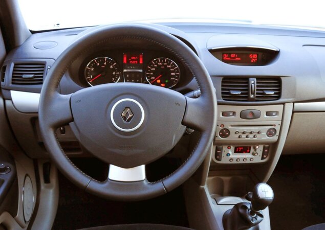 Renault Symbol 2013
