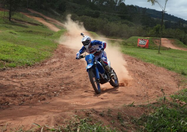 As motocicletas TM são produzidas de forma artesanal e contam com componentes especiais
