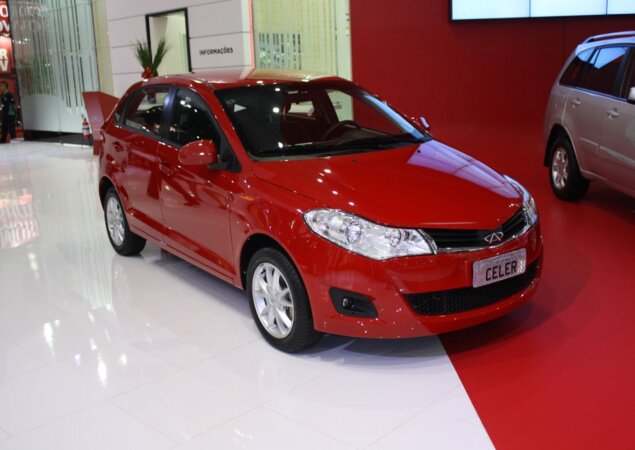 Chery Celer hatch