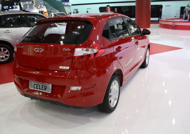Chery Celer hatch