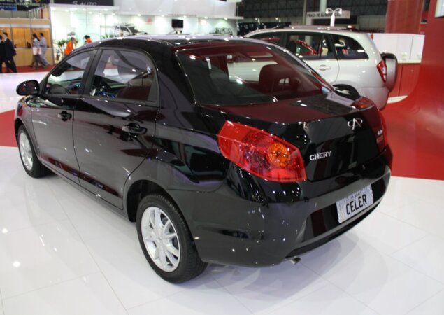 Chery Celer sedã