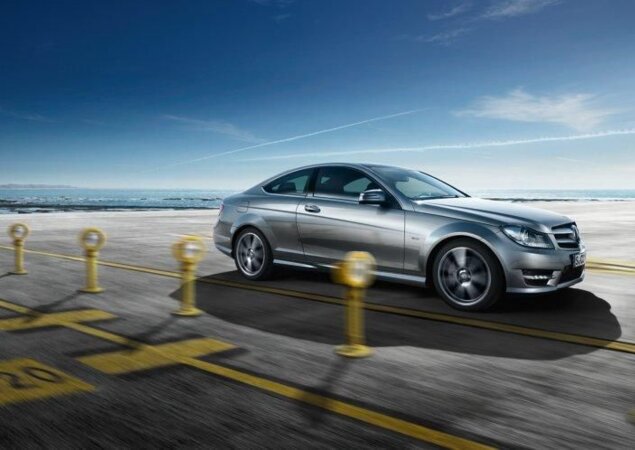 Mercedes-Benz C250 Turbo Coupé