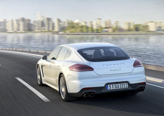 Porsche Panamera híbrido 2014