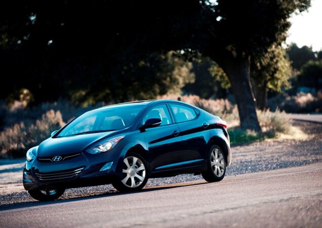 Hyundai Elantra 2.0 flex substitui o 1.8 a gasolina