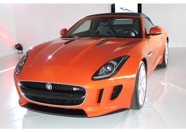 F-Type foi mostrado em outubro passado e deverá chegar entre agosto e setembro