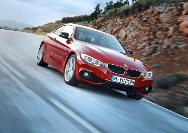 Série 4 é o cupê que a BMW oferece acima do Série 3 cupê