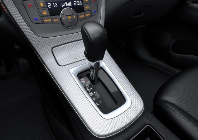 Transmissão automática CVT equipa a versão topo de linha do sedã